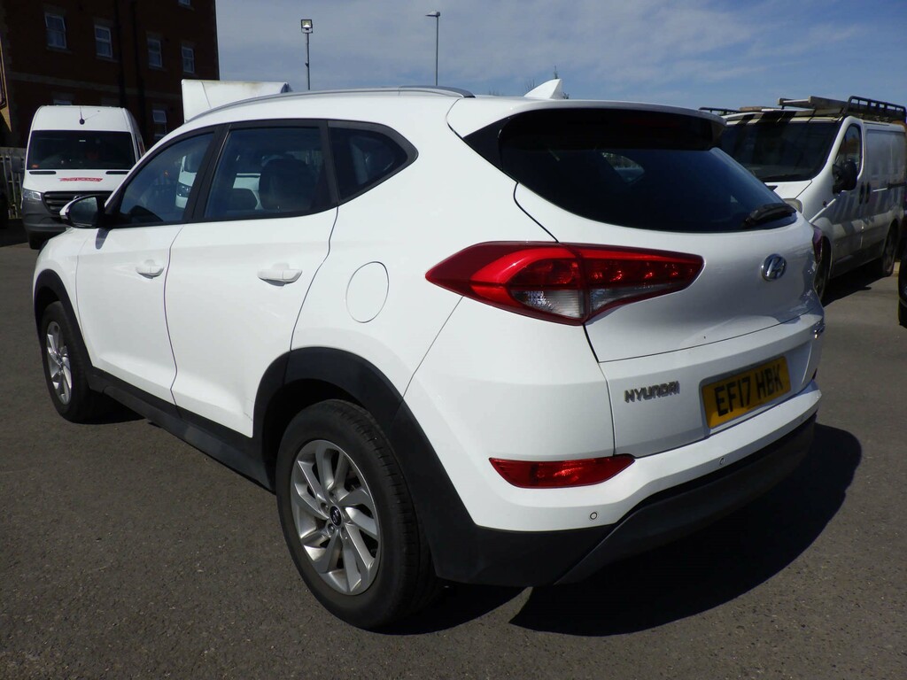 Hyundai Tucson Se Nav Blue Drive 2Wd Gdi EF17HBK  #4