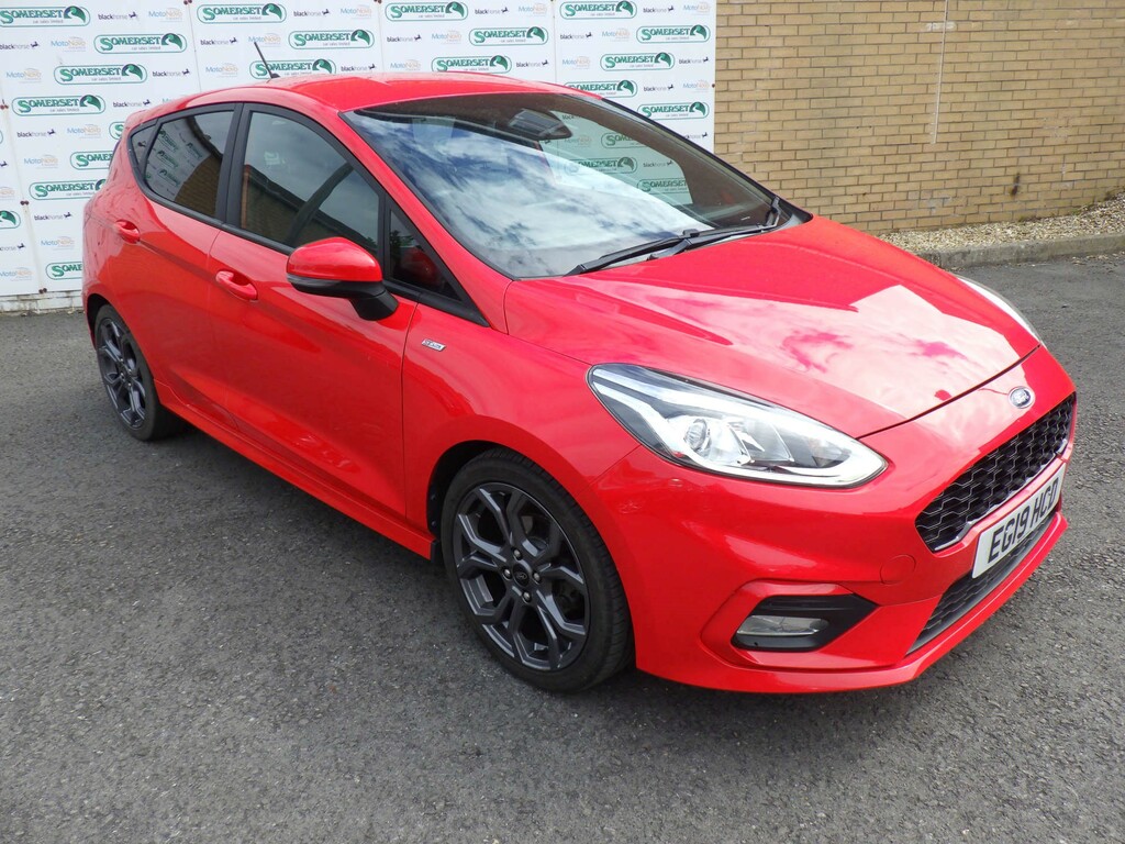 Ford Fiesta St-line X Turbo Red
