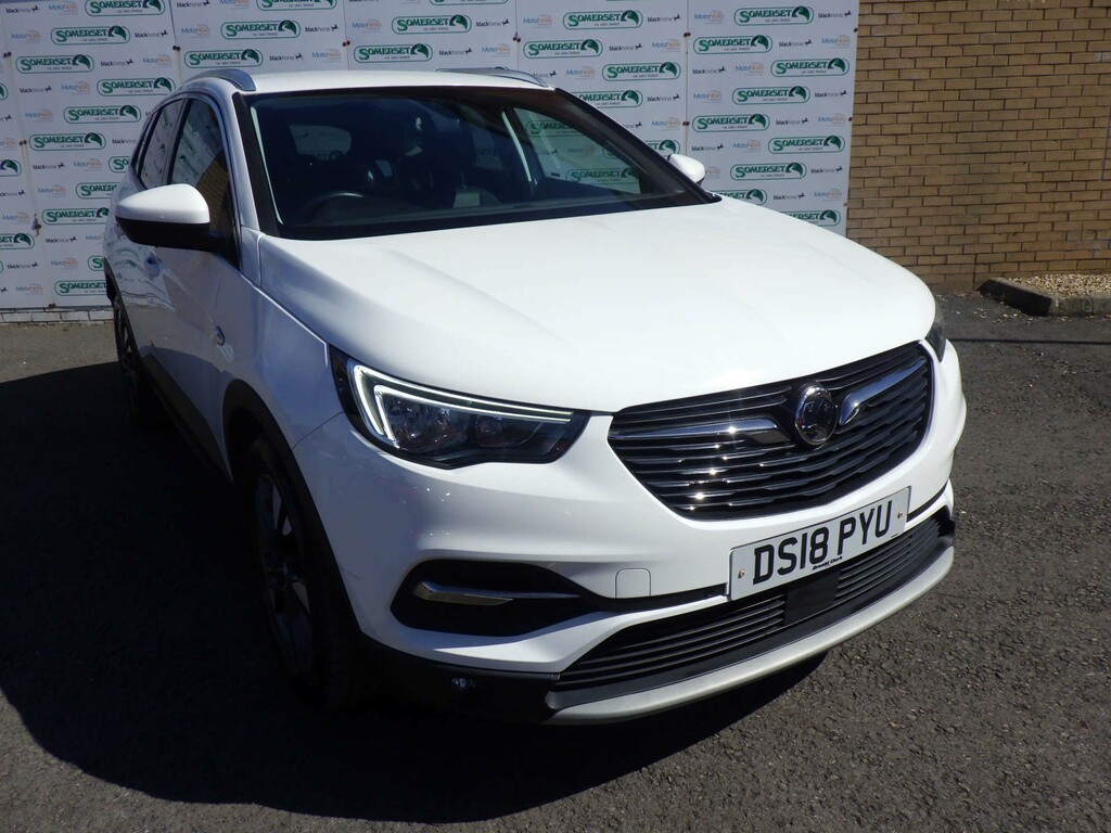 Vauxhall Grandland X Sport Nav T Ss White