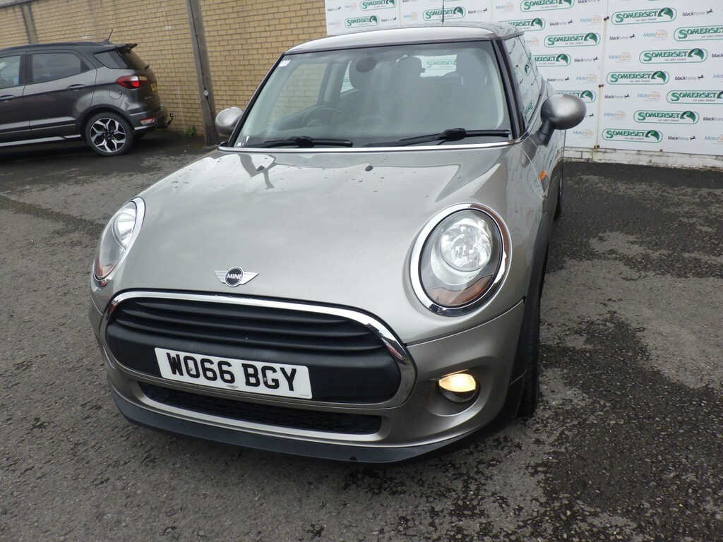 Mini Hatch One Silver #4