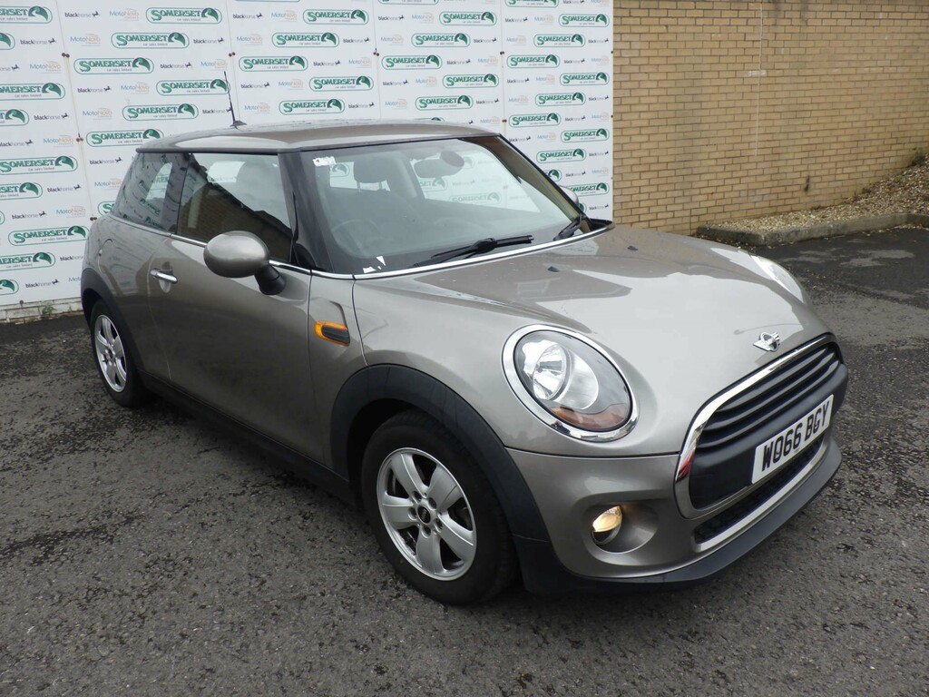 Mini Hatch One Silver