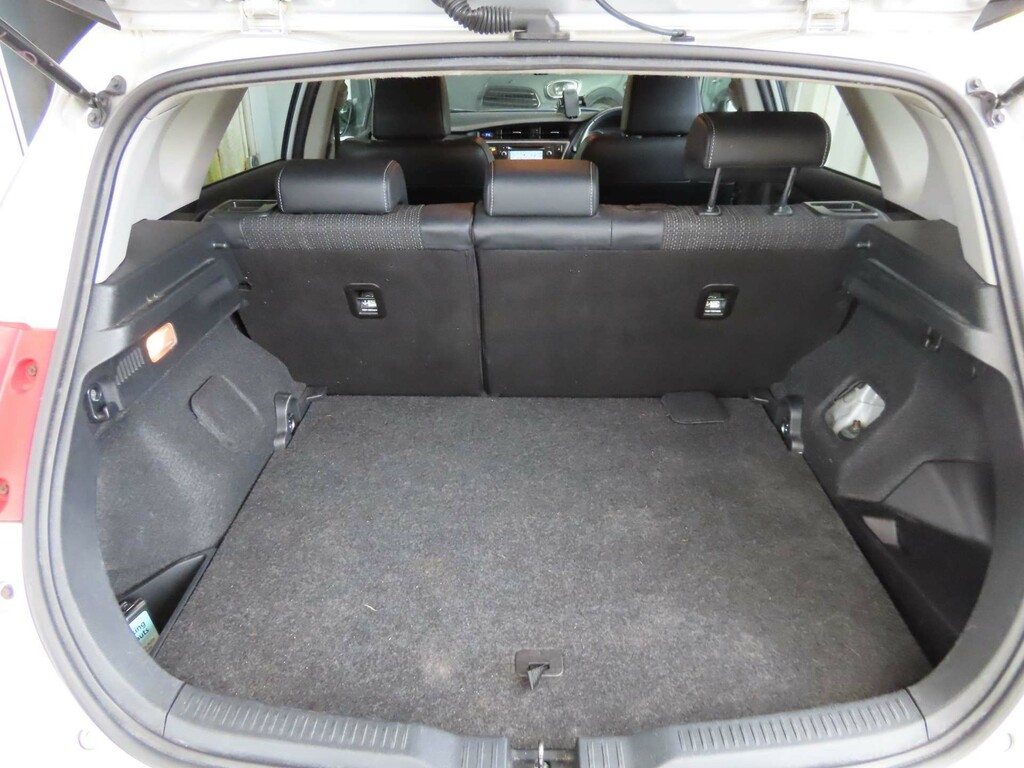 Toyota Auris Excel Vvt-i Cvt HF15MVP #3