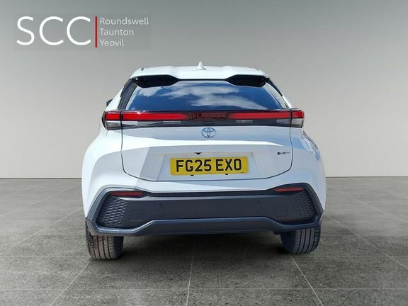Toyota C-Hr Design 1.8 Fwd Hybrid FG25EXO White #5