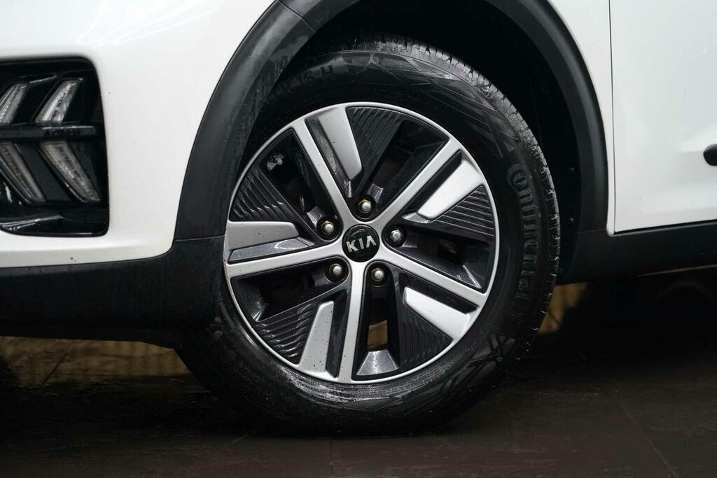 Kia Niro Suv 1.6 Gdi 2 Dct Euro 6 Ss 202170 NL70KKJ White #3