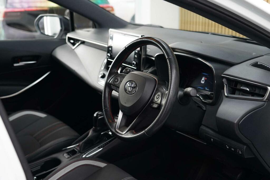 Toyota Corolla Estate 1.8 Vvt-h Gr Sport Touring Sports Cvt Euro RJ70MUA White #2