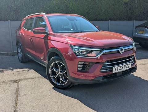 SsangYong Korando Ventura Red