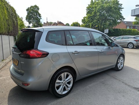 Vauxhall Zafira Sri Silver #4