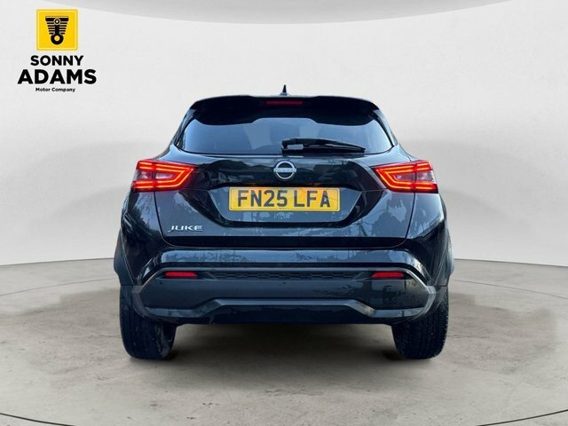 Nissan Juke 1.0 Dig-t N-connecta Suv Dct Euro FN25LFA Black #5