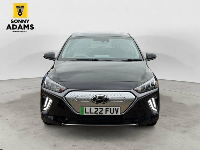 Hyundai Ioniq 38.3Kwh Premium Hatchback 136 P LL22FUV Black #2
