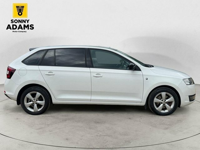 Skoda Rapid Spaceback 1.2 Tsi Se Hatchback Euro 5 105 White #3