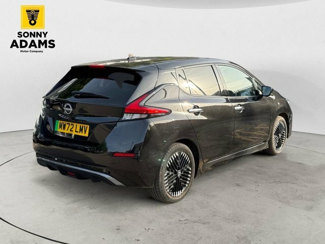 Nissan Leaf 39Kwh N-connecta Hatchback 150 Black #4