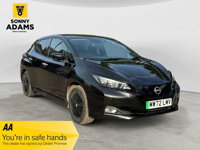 Nissan Leaf 39Kwh N-connecta Hatchback 150 Black