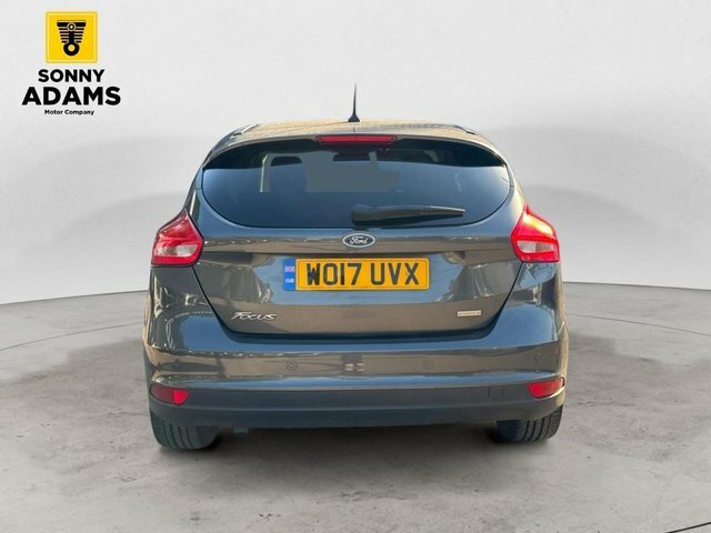 Ford Focus 1.0T Ecoboost Titanium Hatchback WO17UVX Grey #5