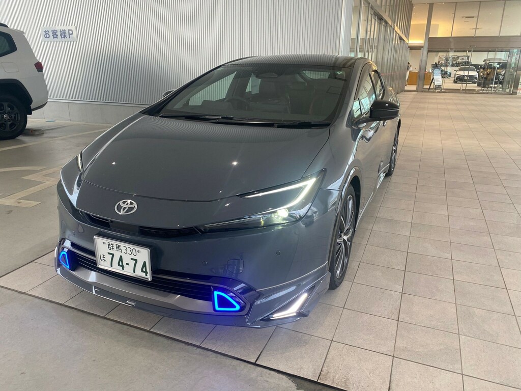 Toyota Prius 2.0 Hybrid Only One In Uk 2025 Grey