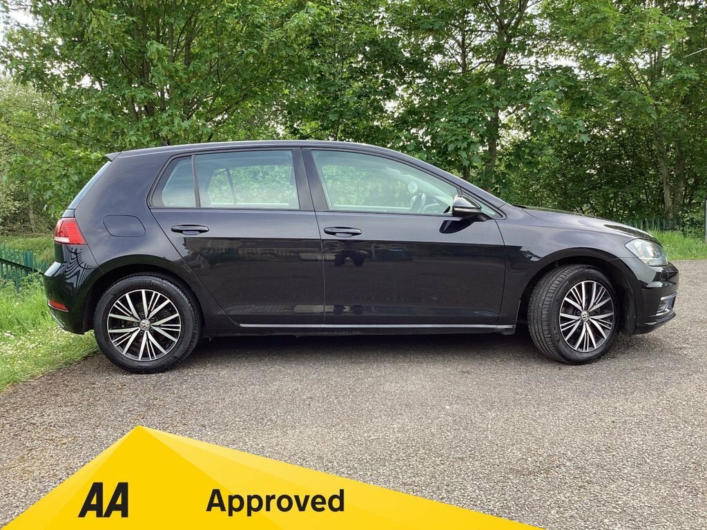 Volkswagen Golf 2L Highline VN18WHC Black #3