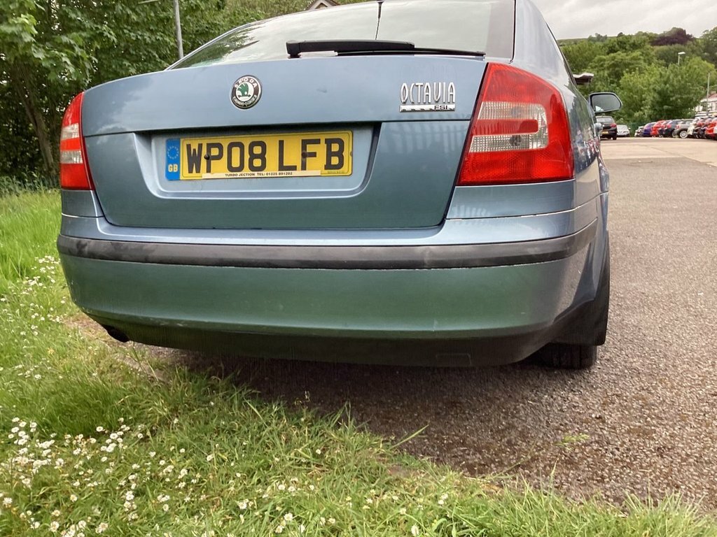 Skoda Octavia 1.6L Ambiente Grey #5