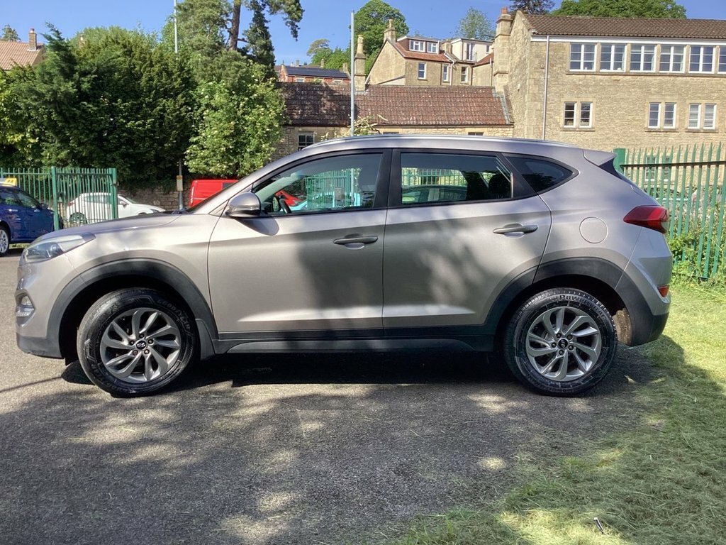 Hyundai Tucson 1.7L Se Nav WG65CTE Beige #5