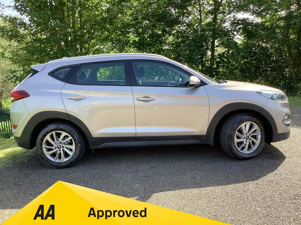 Hyundai Tucson 1.7L Se Nav WG65CTE Beige #3