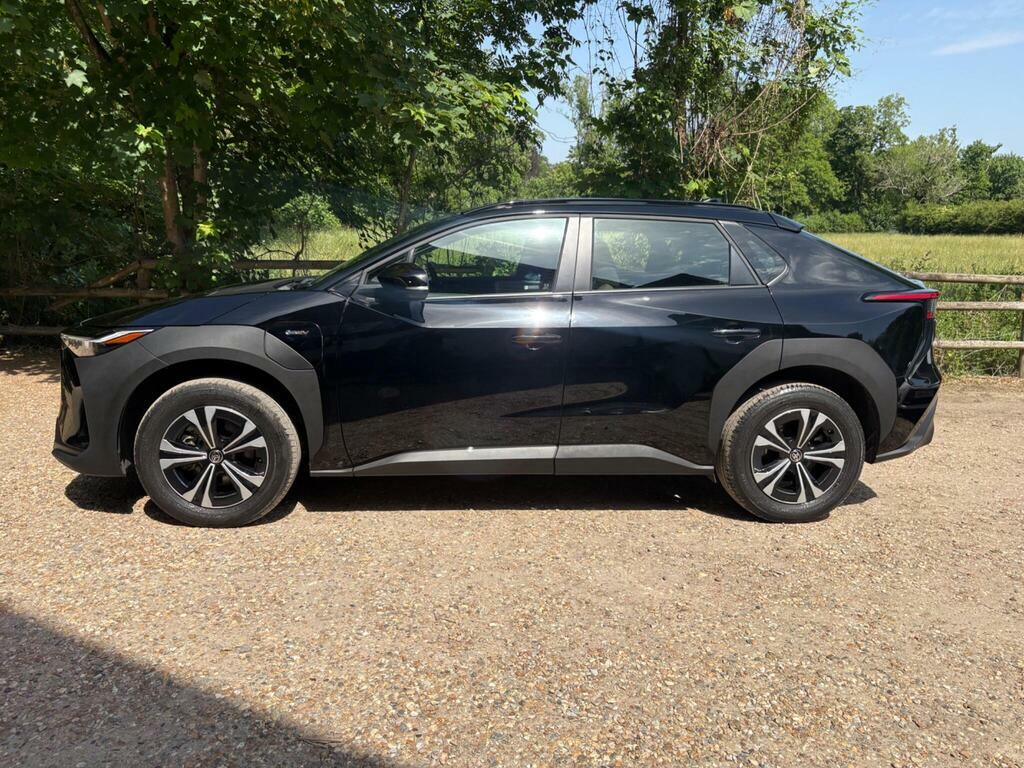 Toyota bZ4X 71.4Kwh Pure Black #5