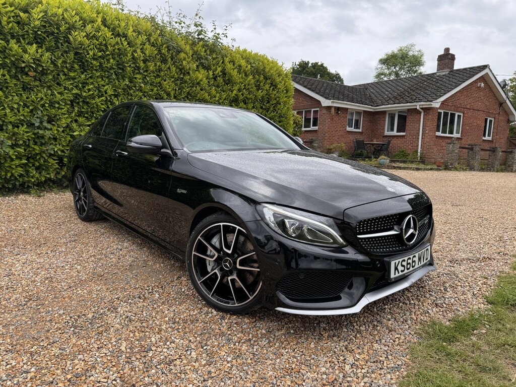 Mercedes-Benz C Class Saloon 3.0 C43 V6 Amg 201666 Black