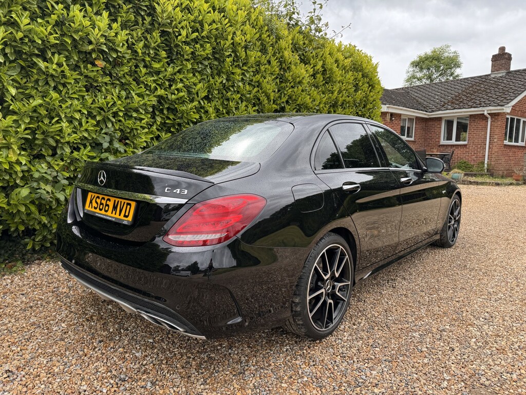 Mercedes-Benz C Class Saloon 3.0 C43 V6 Amg 201666 KS66MVD Black #6