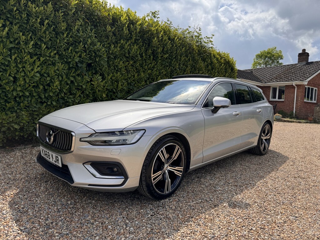 Volvo V60 Estate 2.0 Inscription Pro D3 201868 KX68YJR Silver #5