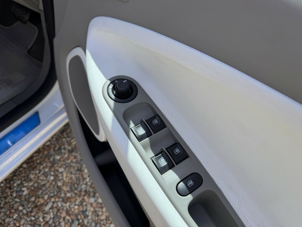 Renault Zoe  Blue #18
