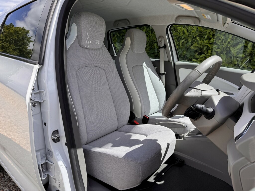 Renault Zoe  Blue #21