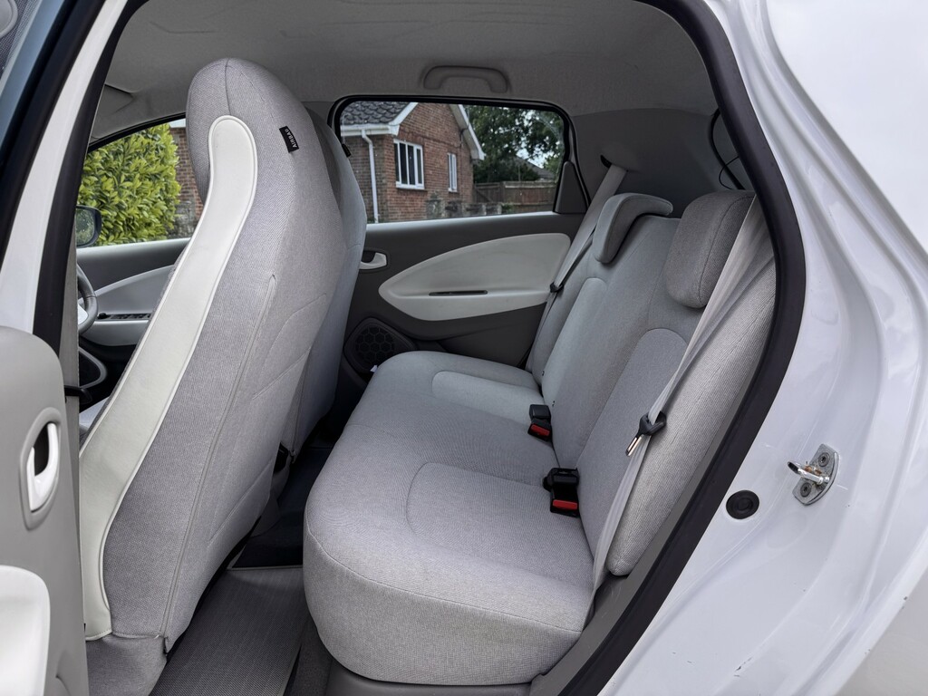 Renault Zoe  Blue #37