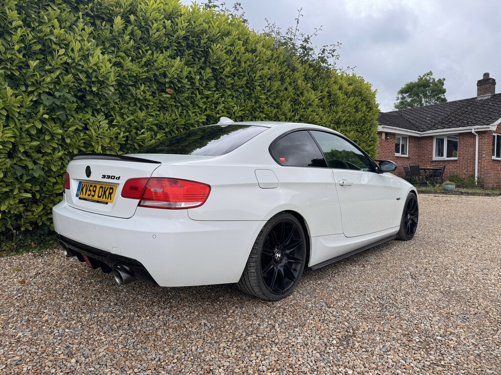 BMW 3 Series Coupe 3.0 330D M Sport Highline Coupe 200959 KV59OKR White #4