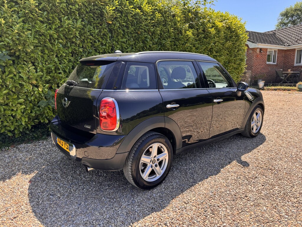 Mini Countryman Suv 1.6 One Countryman 201313 KX13YSW Black #3