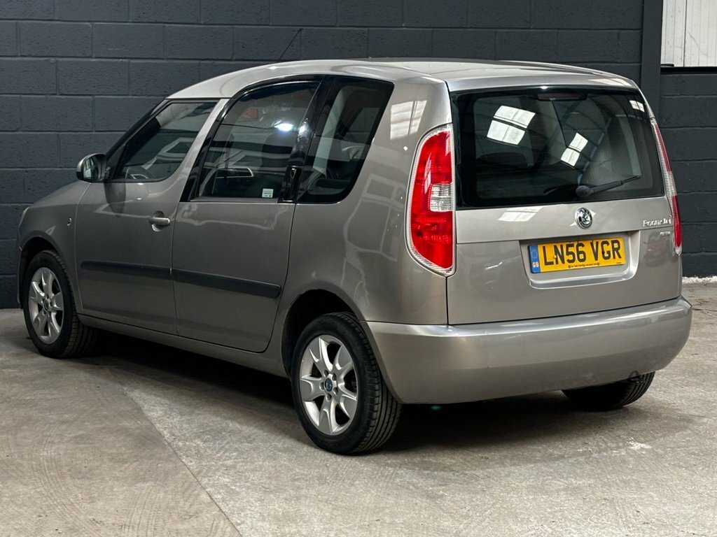 Skoda Roomster 1.4 16V Beige #7
