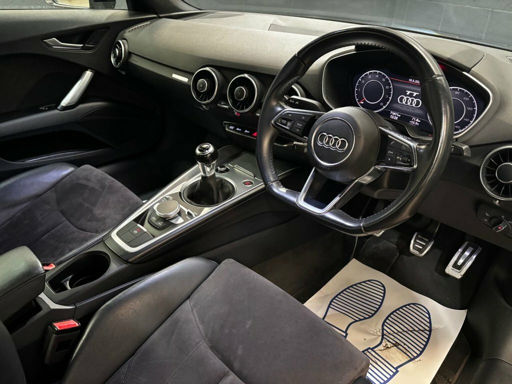 Audi TT 1.8L Sport DA61GAR Black #2