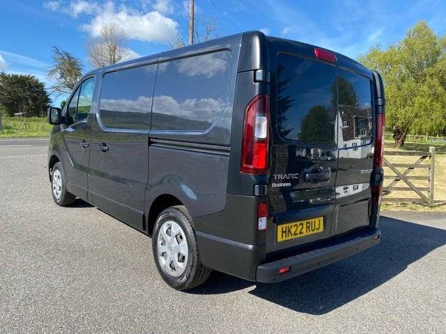 Renault Trafic S28 Swb Business 2.0Dci 130Ps HK22RUJ Grey #6
