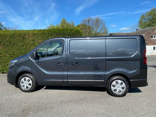 Renault Trafic S28 Swb Business 2.0Dci 130Ps HK22RUJ Grey #4