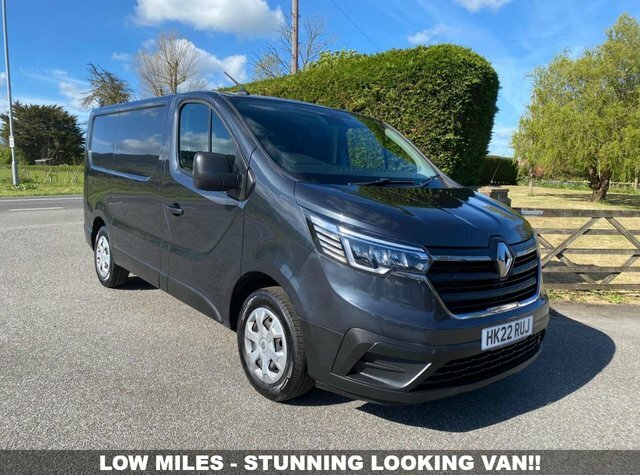 Renault Trafic S28 Swb Business 2.0Dci 130Ps Grey