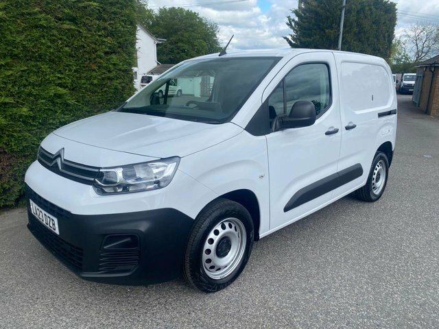 Citroen Berlingo 1000 Enterprise Edition 1.5 Blue Hdi 100Ps LA23DZB White #3