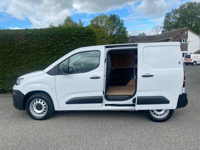 Citroen Berlingo 1000 Enterprise Edition 1.5 Blue Hdi 100Ps LA23DZB White #5