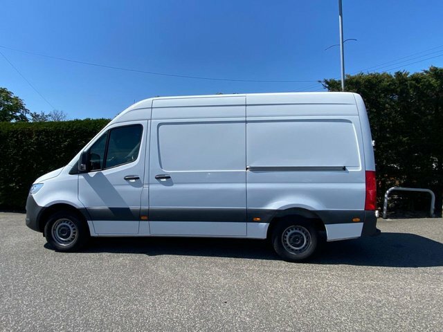Mercedes-Benz Sprinter 315Cdi Progressive L2 Mwb Hightop Rwd 2.0 Cdi 150P KN73WAE White #4