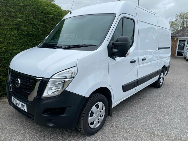 Nissan InterStar Acenta L2 H2 Mwb Medium High 2.3 Dci 135Ps White #3