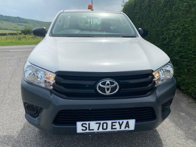 Toyota HILUX Actice 4Wd Single Cab Pick Up 2.4D 150Ps White #2