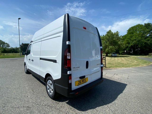 Renault Trafic Lh30 Advance 2.0Dci 150 Bhp SC26DVK White #6