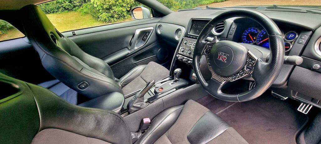 Nissan GT-R Premium Edition 4Wd  #47