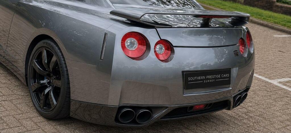Nissan GT-R Premium Edition 4Wd  #17