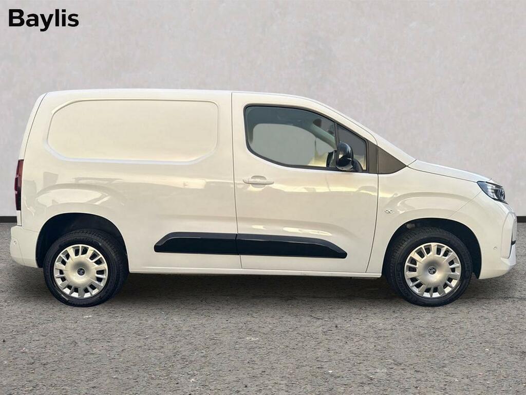 Vauxhall Combo Combo M Cargo 1.5 Turbo D 100Ps Pro H1 DY74UHF White #2