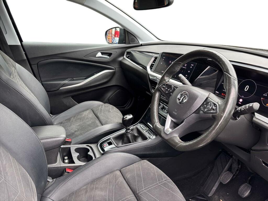 Vauxhall Grandland 1.2 Turbo Ultimate EN72AWO Black #3