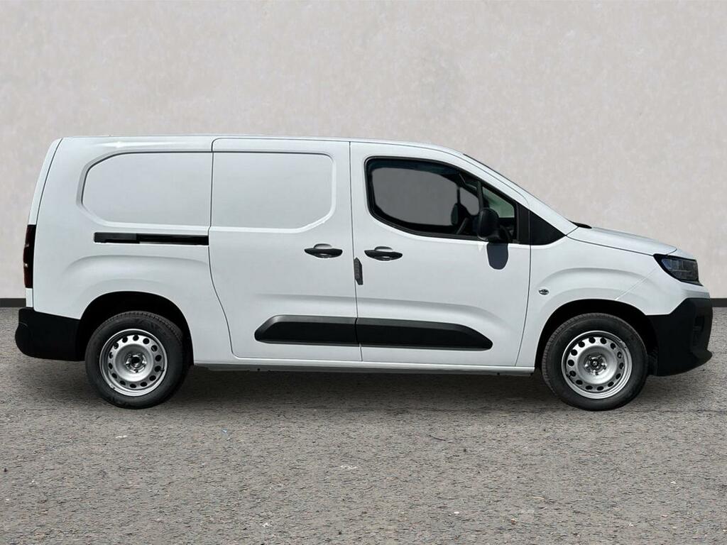 Vauxhall Combo XL 1.5 Turbo D 100Ps Prime Plus H1 VN26DZY White #4