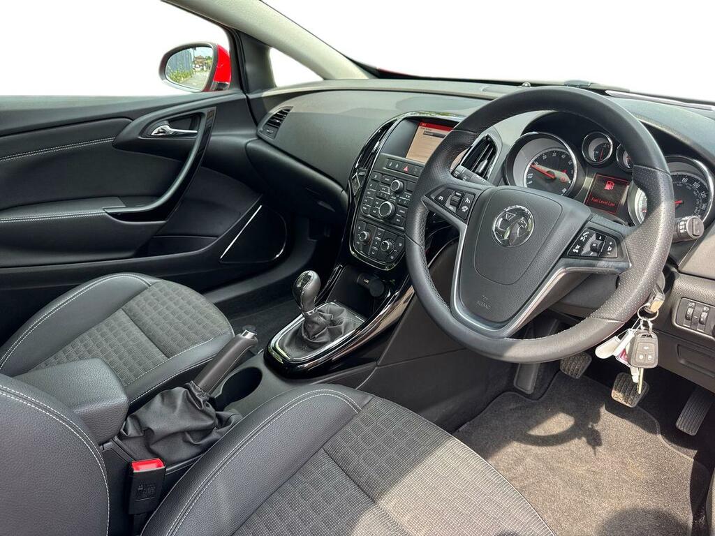 Vauxhall Astra GTC 1.4T 16V 140 Sri Red #3