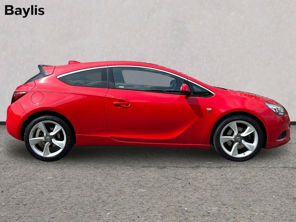 Vauxhall Astra GTC 1.4T 16V 140 Sri Red #4