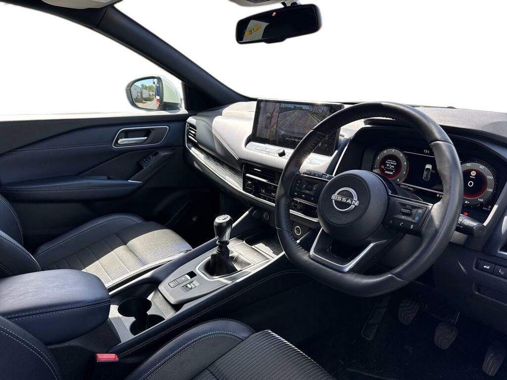Nissan Qashqai 1.3 Dig-t Mh Tekna DV73ZRO White #3